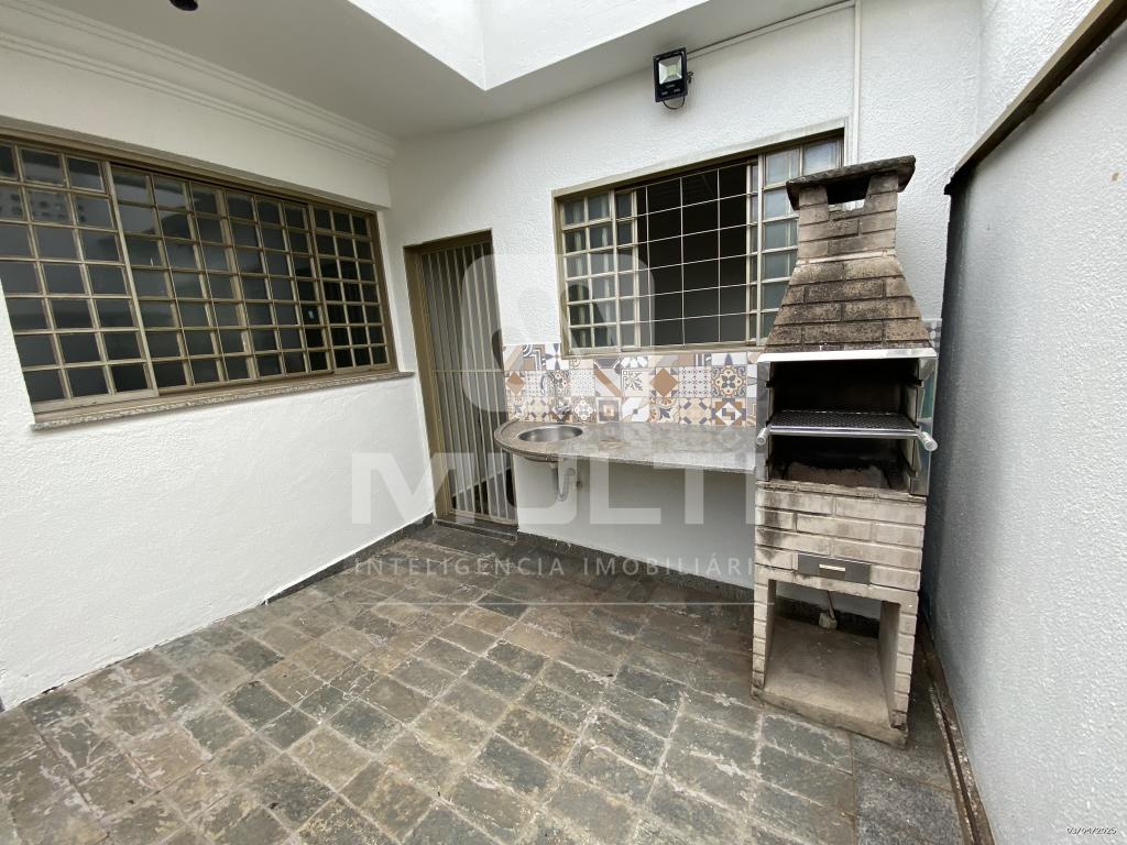 Casa, 3 quartos, 212 m² - Foto 2