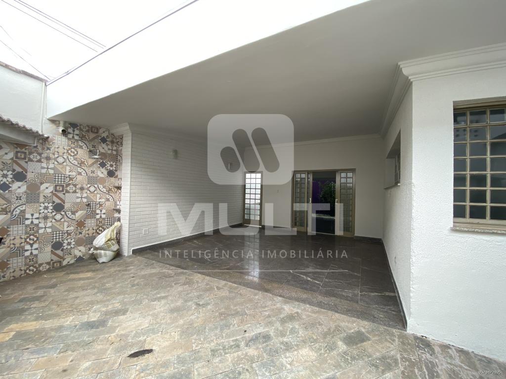 Casa, 3 quartos, 212 m² - Foto 3