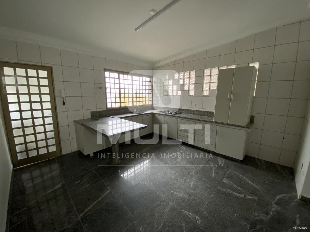 Casa, 3 quartos, 212 m² - Foto 13