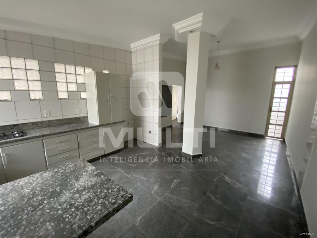 Casa, 3 quartos, 212 m² - Foto 14