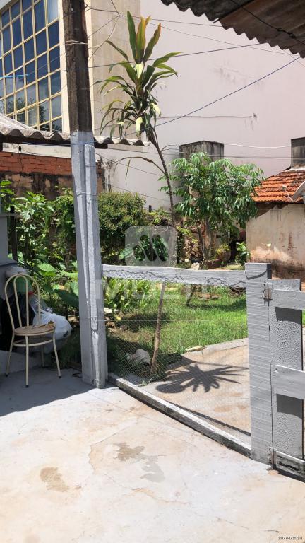 Prédio Inteiro à venda com 1 quarto, 372m² - Foto 1