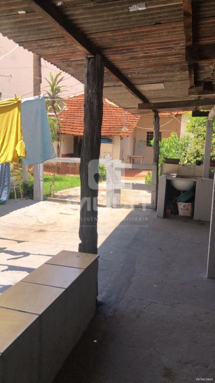 Prédio Inteiro à venda com 1 quarto, 372m² - Foto 3