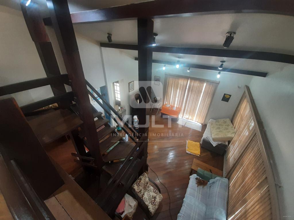 Casa à venda com 4 quartos, 324m² - Foto 15