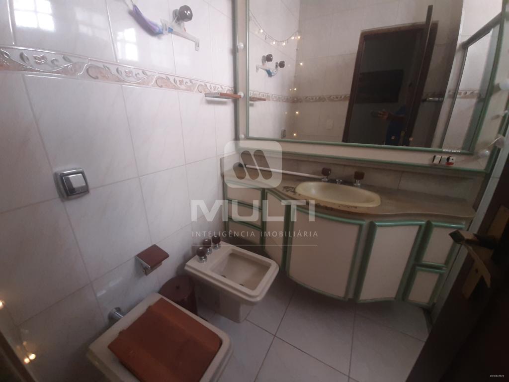 Casa à venda com 4 quartos, 324m² - Foto 24