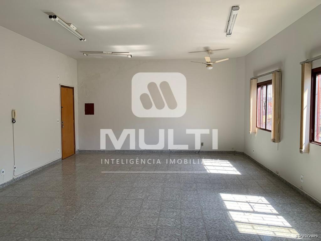 Prédio Inteiro à venda com 1 quarto, 477m² - Foto 6
