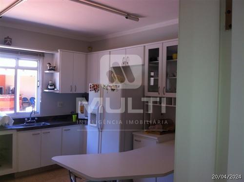Casa à venda com 4 quartos, 620m² - Foto 4
