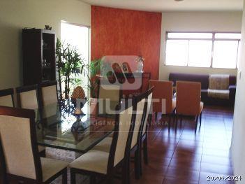 Apartamento à venda com 3 quartos, 205m² - Foto 1