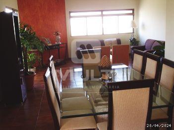 Apartamento à venda com 3 quartos, 205m² - Foto 3