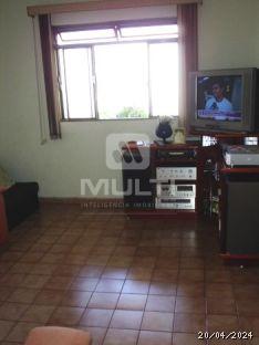 Apartamento à venda com 3 quartos, 205m² - Foto 4