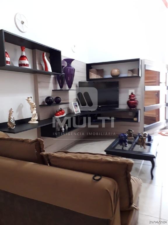 Casa, 3 quartos, 250 m² - Foto 8