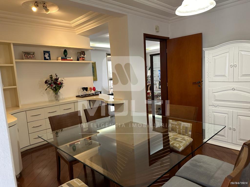 Apartamento à venda com 4 quartos, 180m² - Foto 6