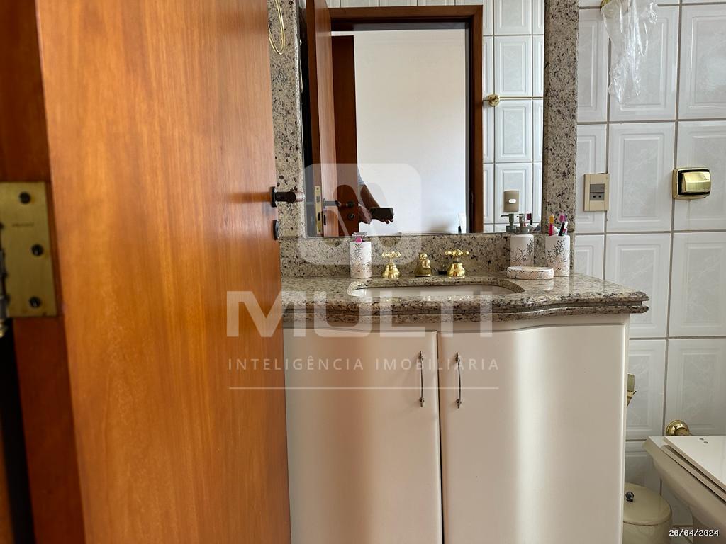 Apartamento à venda com 4 quartos, 180m² - Foto 15