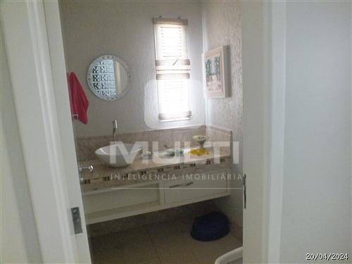 Casa de Condomínio à venda com 4 quartos, 400m² - Foto 2