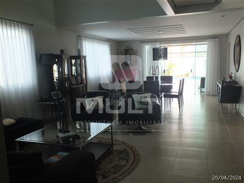 Casa de Condomínio à venda com 4 quartos, 400m² - Foto 16