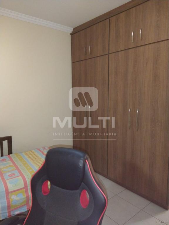 Casa à venda com 3 quartos, 173m² - Foto 3