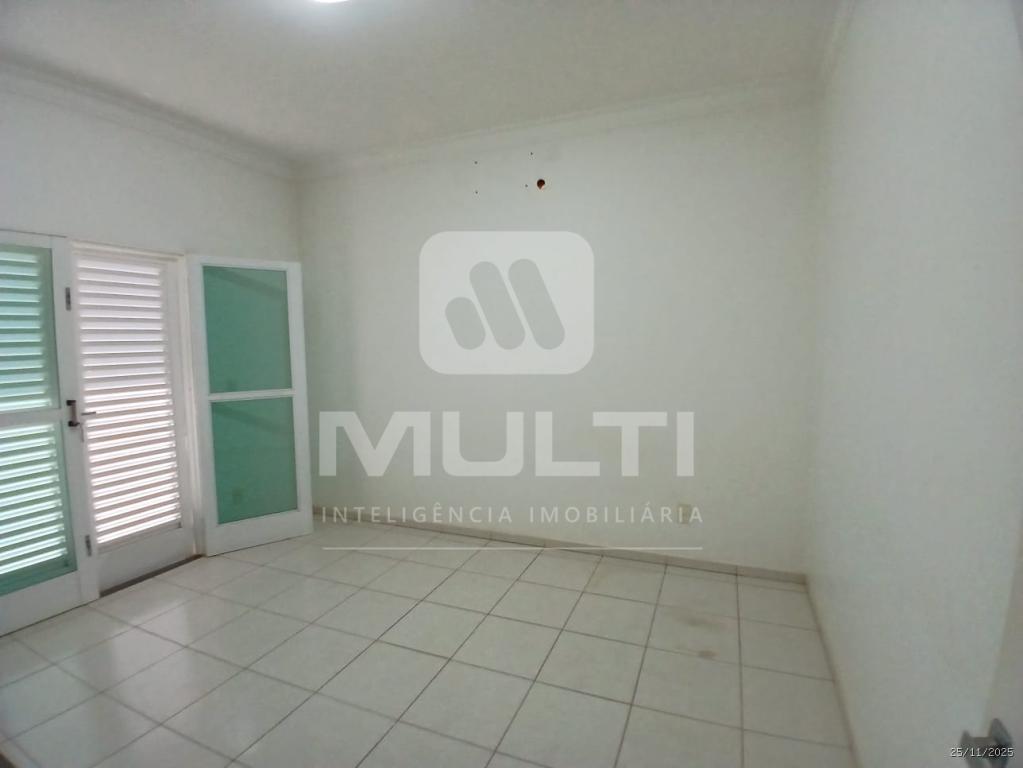 Casa, 3 quartos, 237 m² - Foto 23