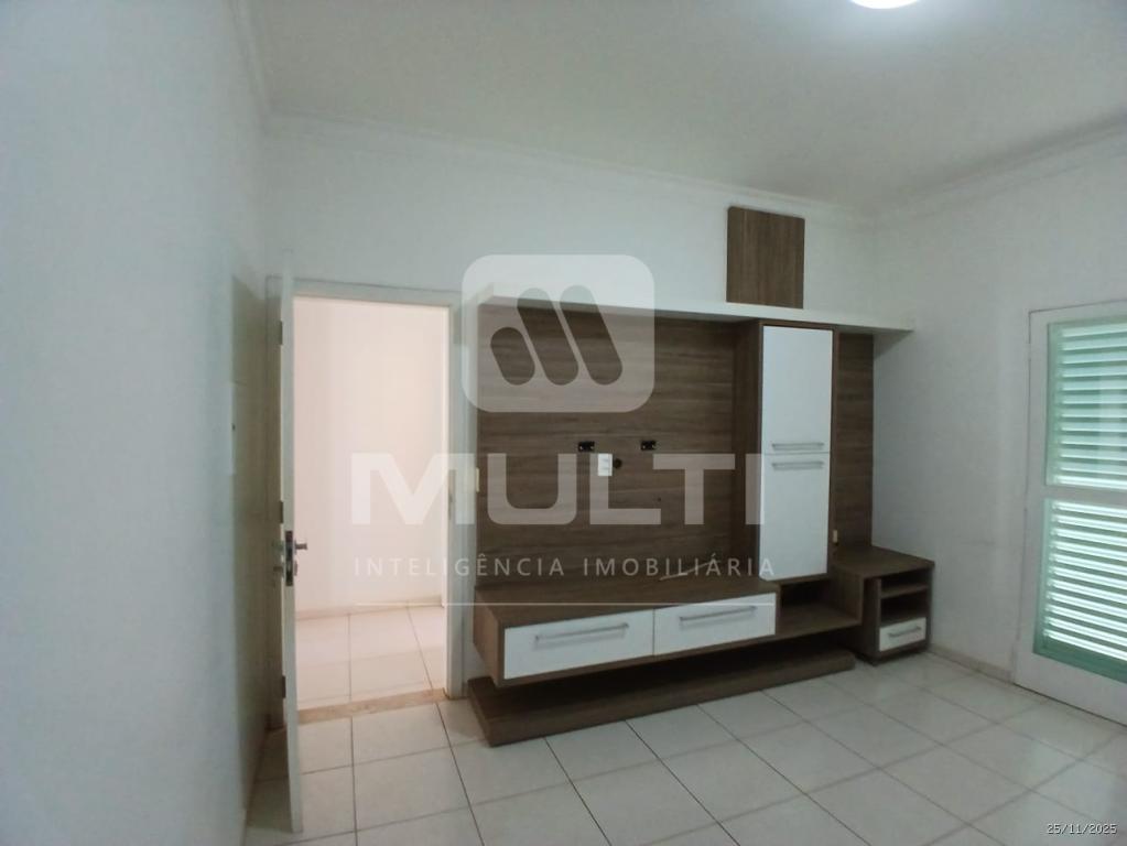 Casa, 3 quartos, 237 m² - Foto 24