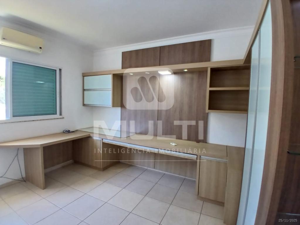 Casa, 3 quartos, 237 m² - Foto 28