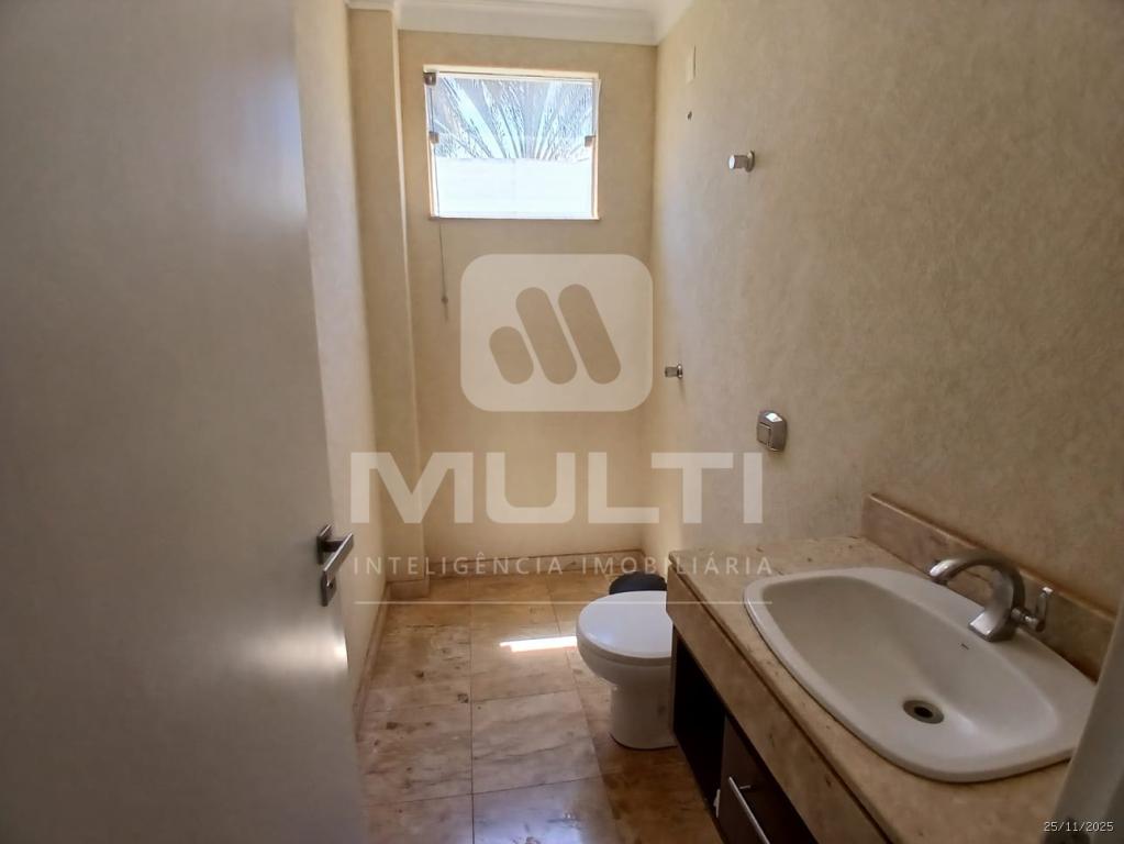 Casa, 3 quartos, 237 m² - Foto 30