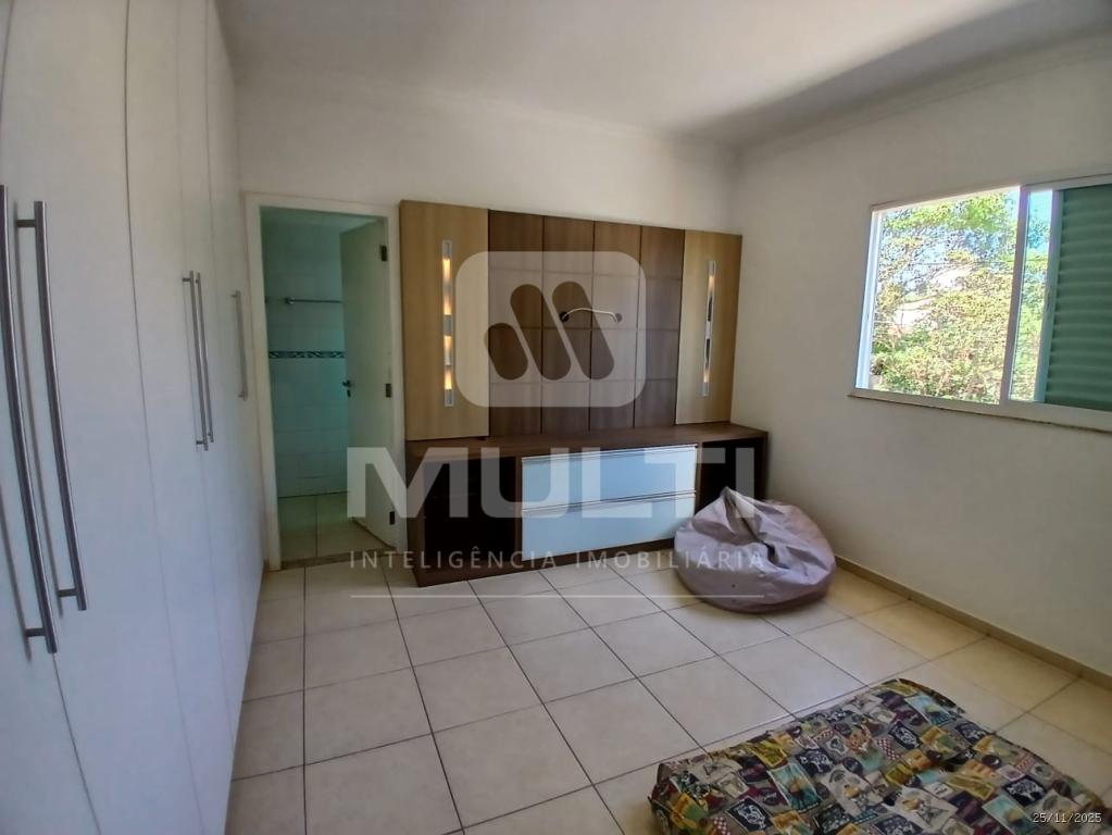 Casa, 3 quartos, 237 m² - Foto 43