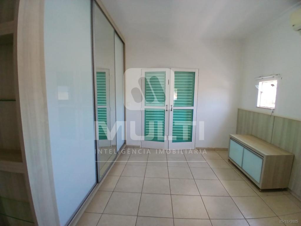 Casa, 3 quartos, 237 m² - Foto 46