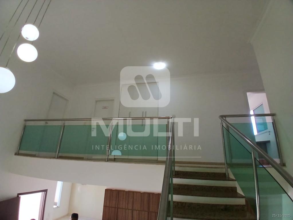 Casa, 3 quartos, 237 m² - Foto 51