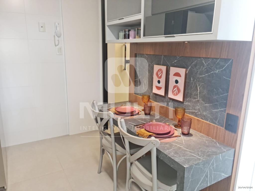 Apartamento à venda com 3 quartos, 114m² - Foto 4