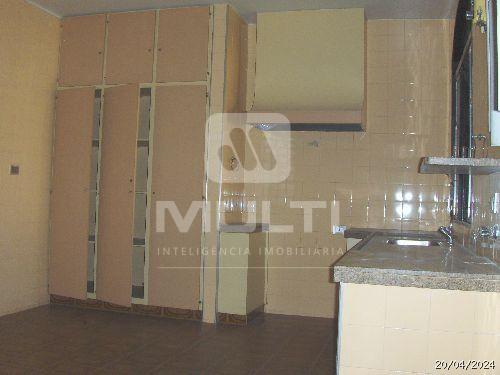 Casa à venda com 5 quartos, 371m² - Foto 3