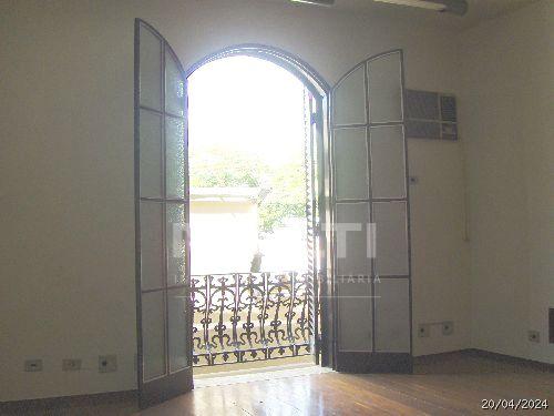 Casa à venda com 5 quartos, 371m² - Foto 6