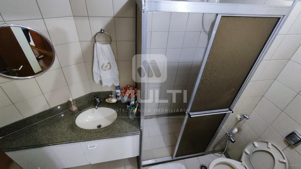Apartamento à venda com 4 quartos, 130m² - Foto 9