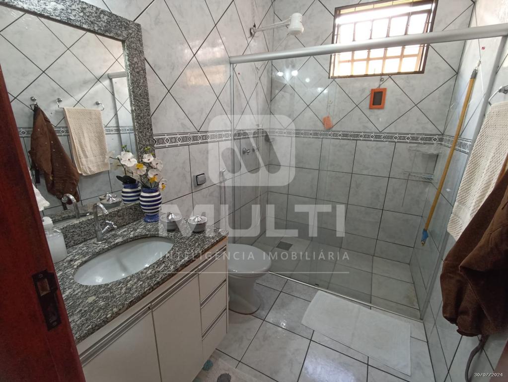 Casa à venda com 3 quartos, 123m² - Foto 13