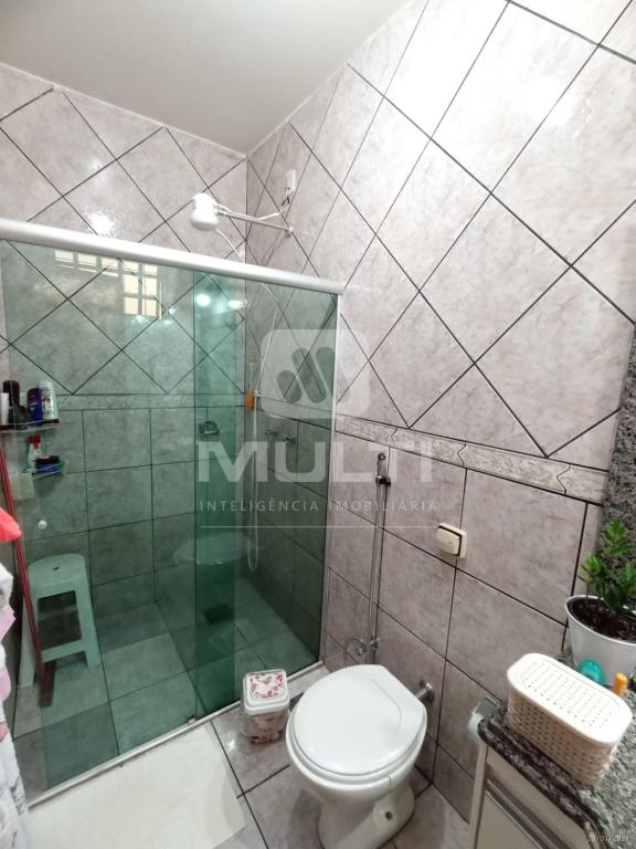 Casa à venda com 3 quartos, 123m² - Foto 14