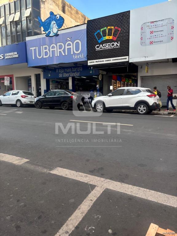 Prédio Inteiro à venda com 1 quarto, 320m² - Foto 1