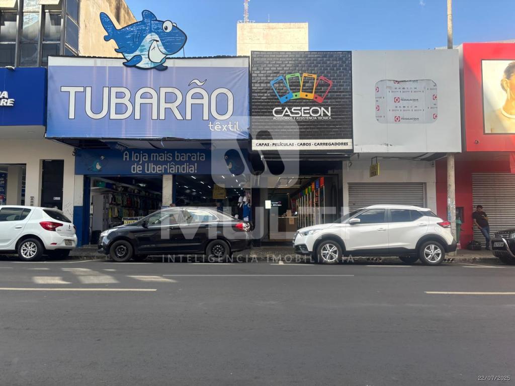 Prédio Inteiro à venda com 1 quarto, 320m² - Foto 2
