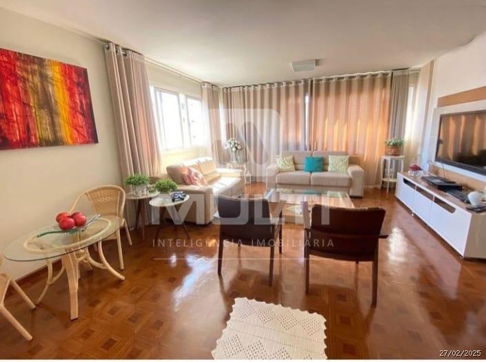 Apartamento à venda com 4 quartos, 176m² - Foto 1