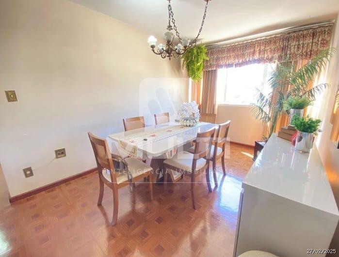 Apartamento à venda com 4 quartos, 176m² - Foto 3