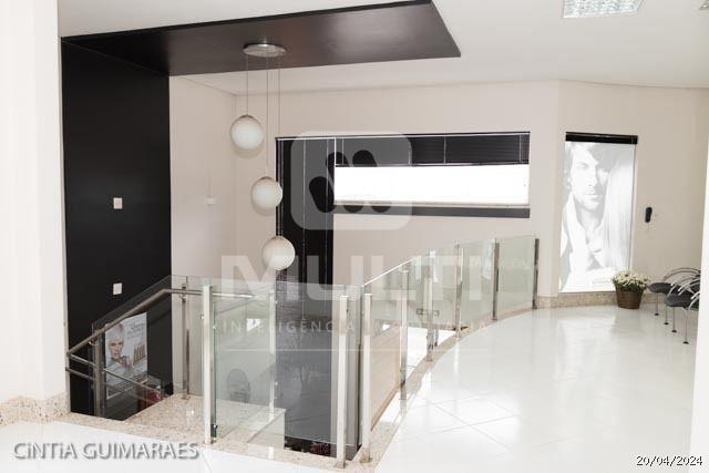 Prédio Inteiro à venda com 1 quarto, 191m² - Foto 7