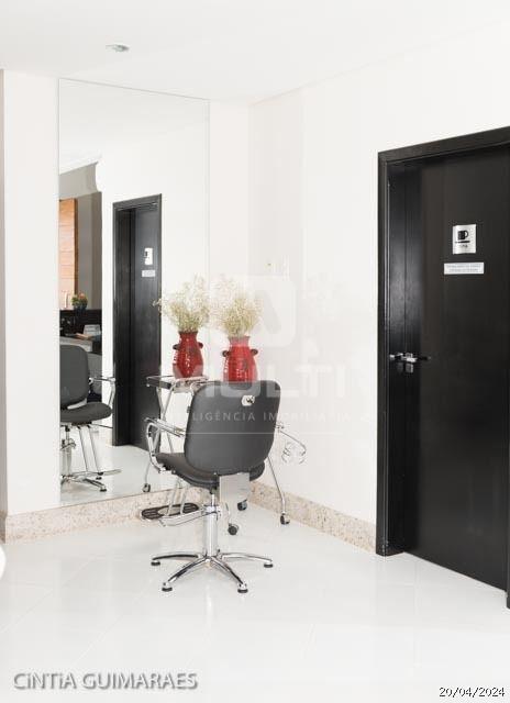 Prédio Inteiro à venda com 1 quarto, 191m² - Foto 11