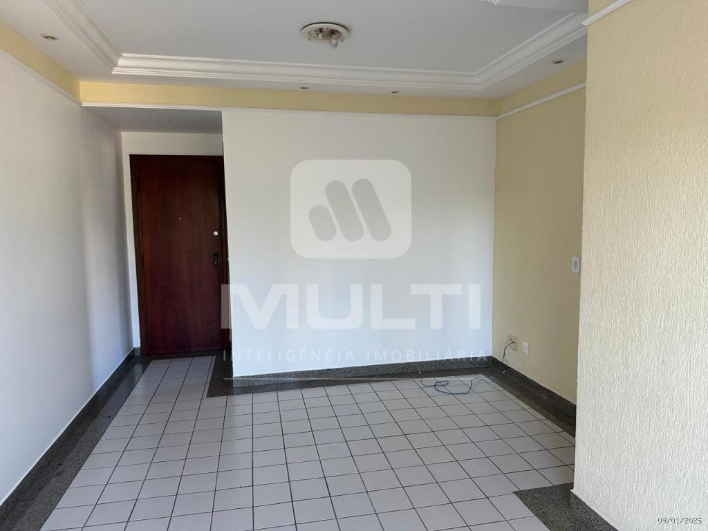 Apartamento à venda com 3 quartos, 90m² - Foto 1