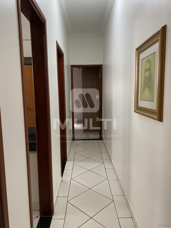 Casa à venda com 3 quartos, 190m² - Foto 10