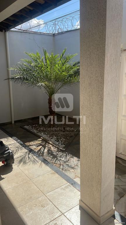 Casa à venda com 3 quartos, 190m² - Foto 29