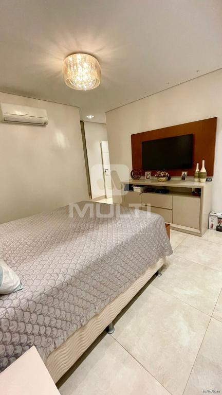 Casa, 3 quartos, 220 m² - Foto 12