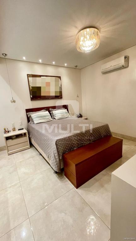 Casa, 3 quartos, 220 m² - Foto 14