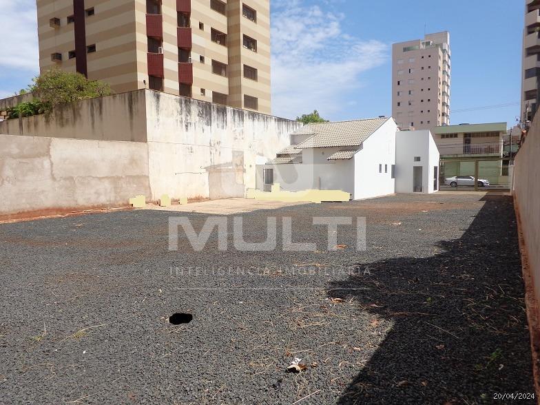 Loteamento e Condomínio à venda com 1 quarto, 704m² - Foto 3