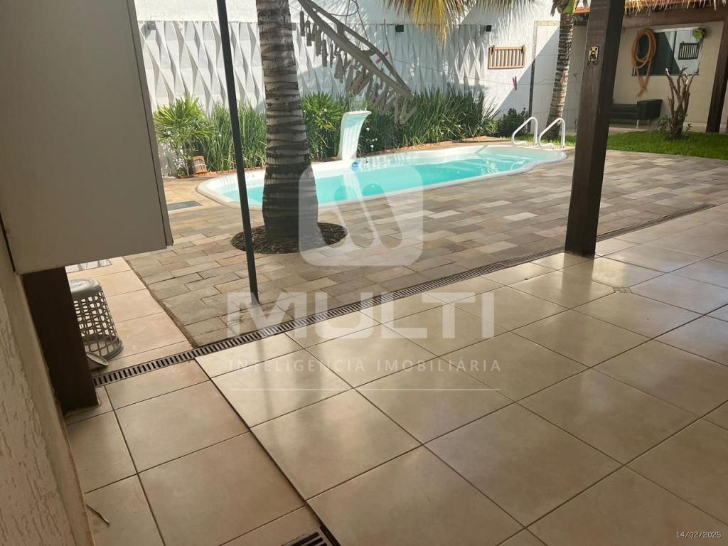 Casa à venda com 4 quartos, 330m² - Foto 16