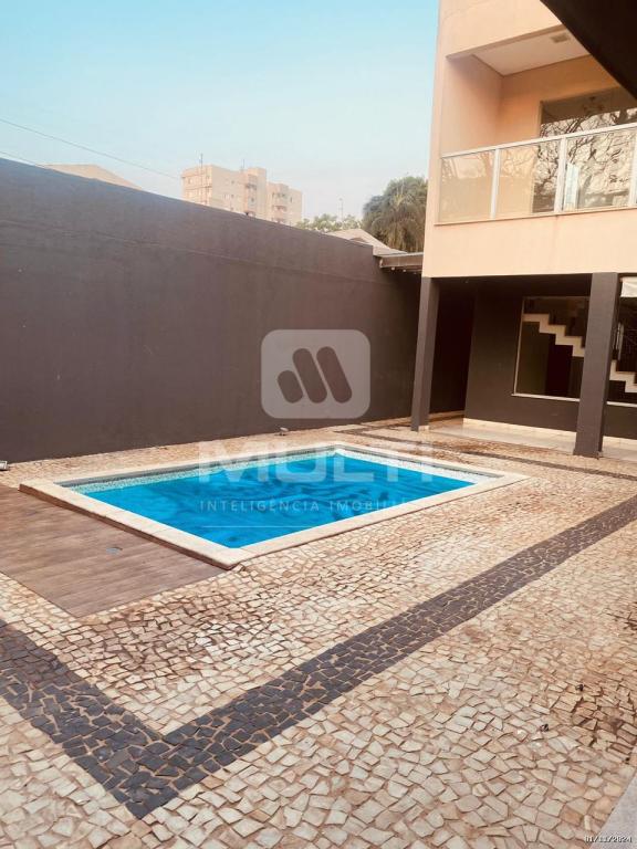 Casa à venda com 3 quartos, 320m² - Foto 14