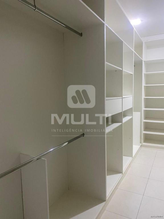 Casa à venda com 3 quartos, 320m² - Foto 20