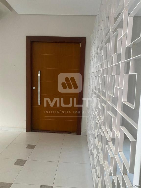 Casa à venda com 3 quartos, 320m² - Foto 27