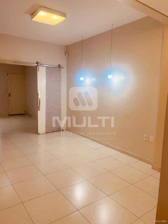 Casa à venda com 3 quartos, 320m² - Foto 34