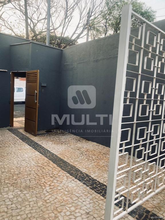 Casa à venda com 3 quartos, 320m² - Foto 37